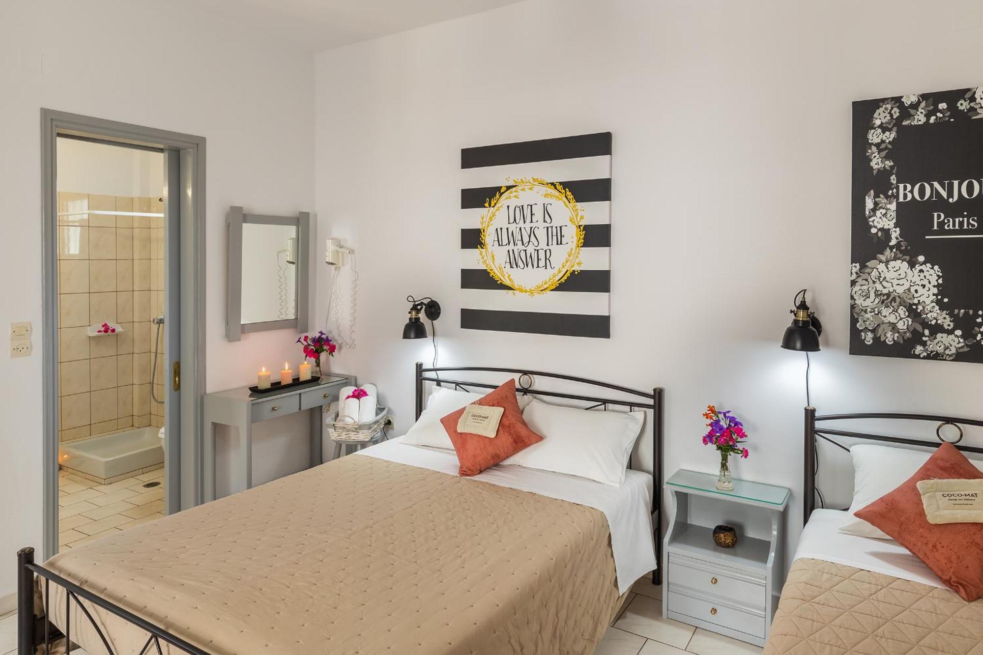 Letta'S Apartments Finikas  Room photo