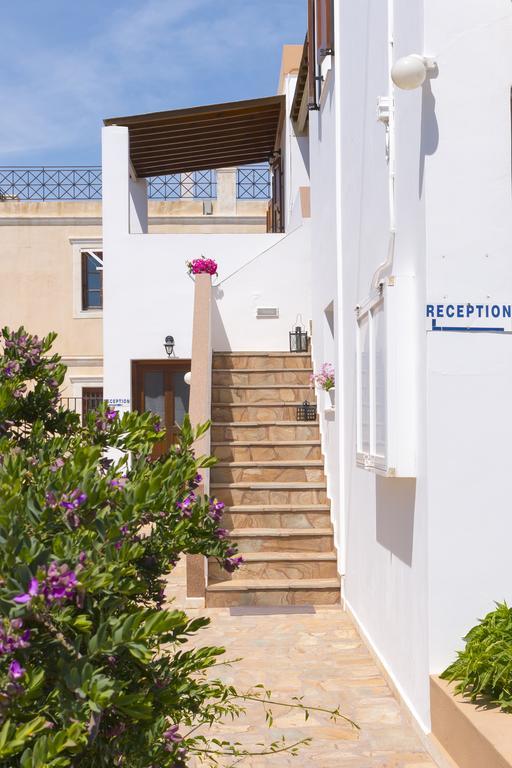 Letta'S Apartments Finikas  Exterior photo